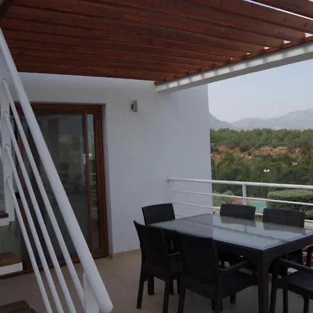 Pine Valley - Penthouse * Agios Amvrosios (Kyrenia)
