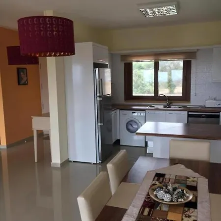Pine Valley - Penthouse Apartment Agios Amvrosios (Kyrenia)